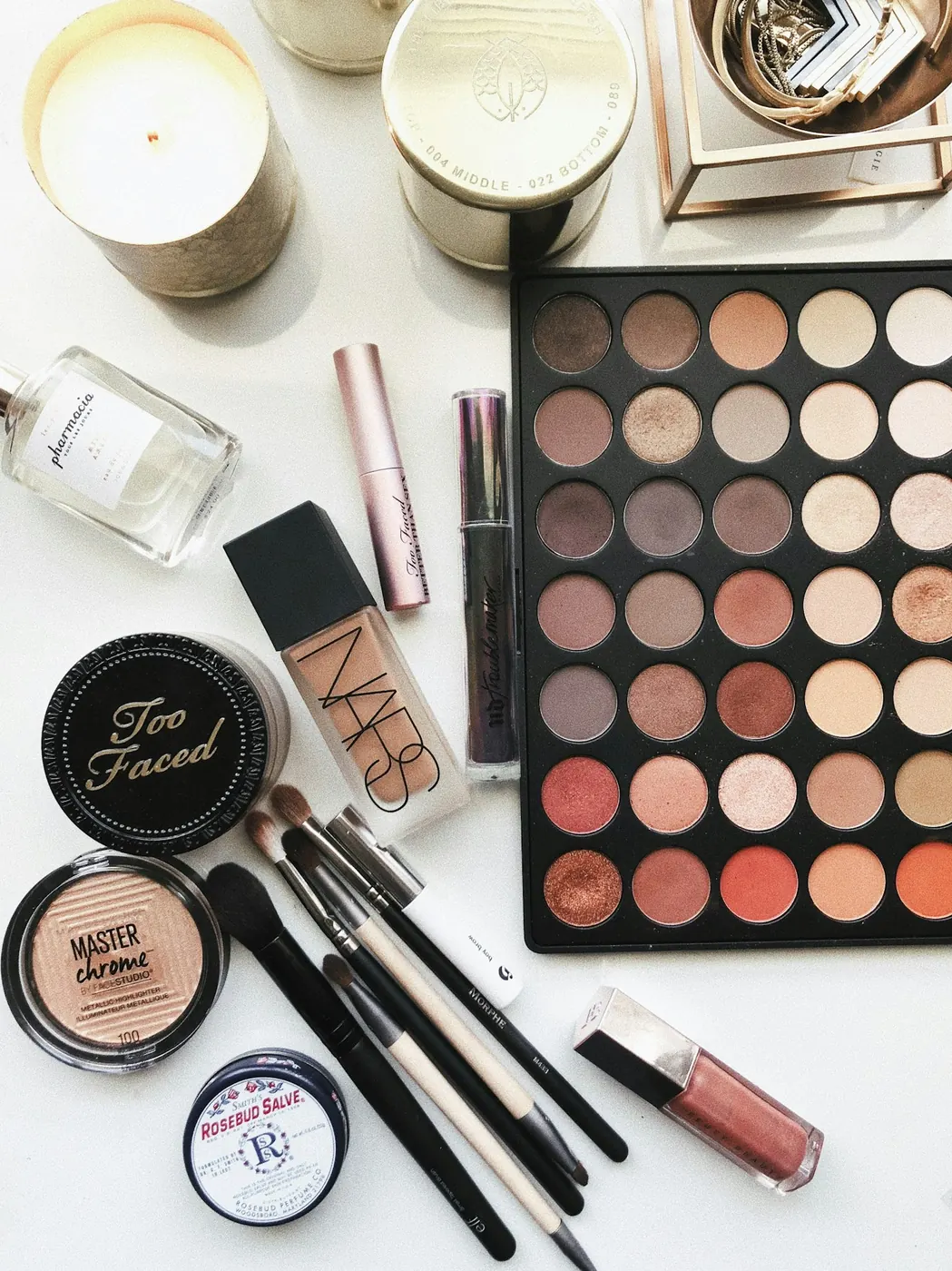 Soft glam makeup look